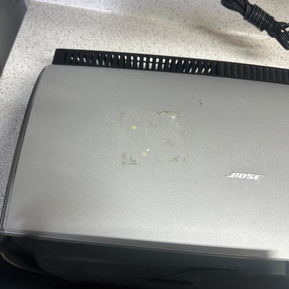 Bose AV18 Lifestyle 18 Media Center CD/DVD/MP3 Player w/ AC Adapter - Picture 3 of 5